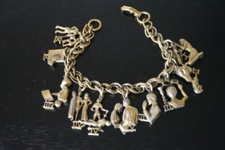 Vintage Coro Biblical Religious Gold Tone 10 Charms Chain Bracelet