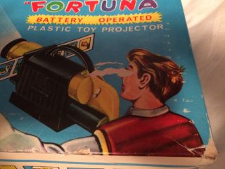 1960 ' s Vintage Fortuna Plastic Toy Projector 3
