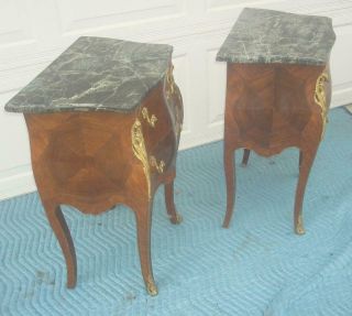 PAIR FRENCH LOUIS XV STYLE MARBLE TOPS SIDE TABLES / NIGHT STANDS ACCENT MOUNTS 3