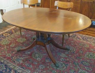 Beacon Hill Mahogany Dining Table With Two Extension Leaves