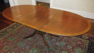 Beacon Hill Mahogany Dining Table with two extension leaves 2