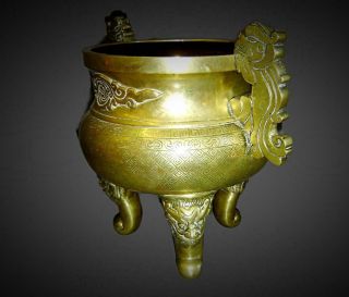 Antique Chinese Qing Bronze Tripod Incense Burner Censer Dragon Handle Signed. 5
