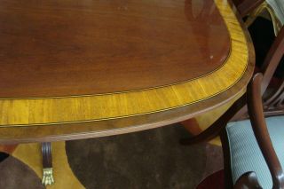 61490 ETHAN ALLEN Dining Table w/ 2 leafs,  Table Pads QUALITY 2