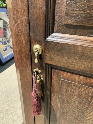 Antique Dark Oak Corner Cupboard Cabinet with Lock and Key 5