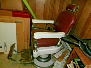 Theo Kochs Chicago Vintage 1920 ' s Barber Chair Red Leather - 4