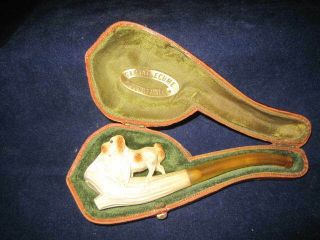 Antique Hand Carved Meerschaum Ladies Pipe Hunting Dog Case Rare