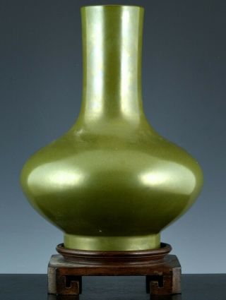 Fine Large Chinese Tea Dust Green Monochrome Glaze Bottle Vase Qianlong Marks 1