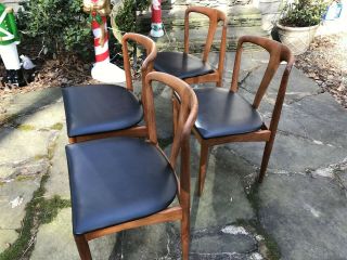 Four Danish Teak Chairs by Johannes Andersen mid century modern Julienne design 3