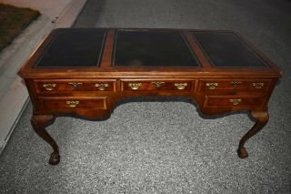 Henredon Desk Mahogany Chippendale Claw Feet Leather