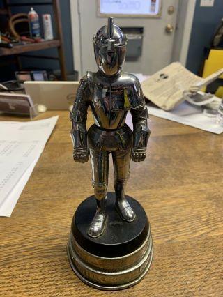 Medieval Knight In Armor Zippo Lighter/music Box Figure/statue
