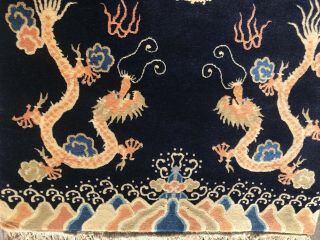 AN AWESOME ANTIQUE VINTAGE DESIGN DRAGON CHINESE RUG 6