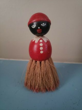 Vintage Black Americana Wooden Doll Whisk Broom Crumb Brush Red