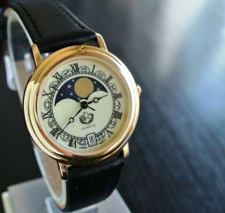 Vintage Paris Sport Club Date Moon Phase Zodiac Dial Quartz Golden Leather Watch