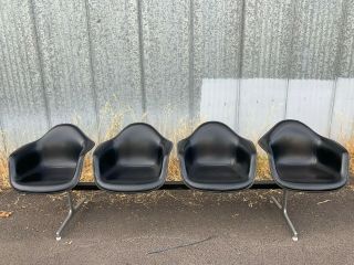 Vintage Herman Miller Tandem Shell 4 - Seat Bench Charles & Ray Eames Black White