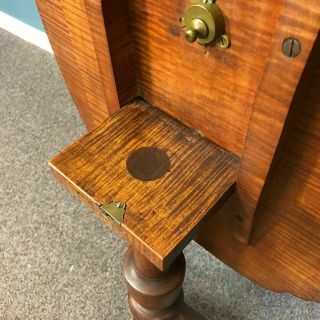 Early 19th Century Tiger Maple Tilt Top Candle Stand Table 6
