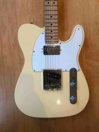 Fender American Performer Telecaster Hum With Maple Fretboard In.  A Vintage White