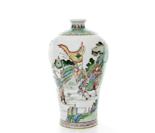 A Fine Chinese Famille Verte Porcelain Vase 5