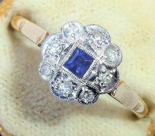 Antique Art Deco 18ct Gold,  Platinum,  Princess Sapphire & Diamond Daisy Ring,  Q