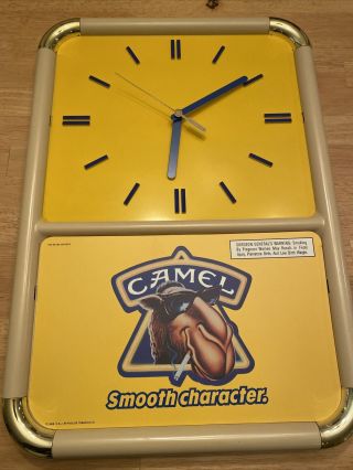 Joe Camel Cigarette Wall Clock Bar Sign Vintage 1989