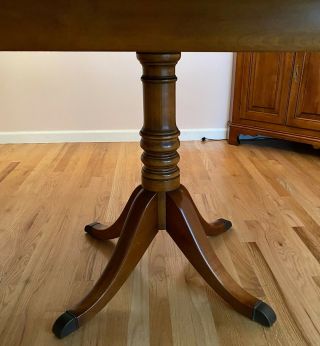 Leopold Stickley 1956 Cherry Double Pedestal Dining Room Table With 4 Leaves 6