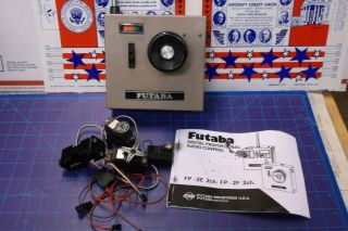 Futaba Fp - 2f Vintage Remote Control System Complete Ch1 26.  995mhz