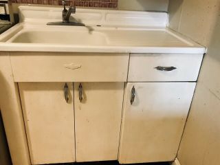 Vintage Youngstown metal Kitchen cabinets with sink 4