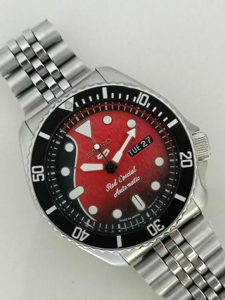 RED SPECIAL BRIAN MAY DIAL MOD SEIKO 7S26 - 0020 SKX007 AUTOMATIC WATCH 797381 2