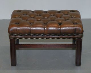 LOVELY VINTAGE HAND DYED BROWN LEATHER LARGE CHESTERFIELD TUFTED FOOTSTOOL 3