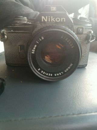 Vintage Nikon Em 35mm Camera & 50mm Lens Battery