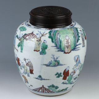 Antique Chinese Porcelain Figures Jar Pot With Wood Cover