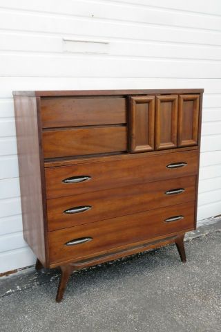 Mid Century Modern Tall Chest Of Drawers 1700