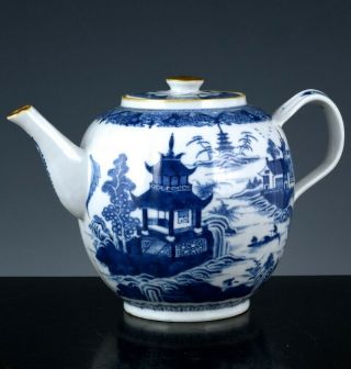 Large 18thc Chinese Export Blue & White Water Landscape Fluted Teapot Qianlong