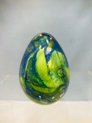 Vtg Glass Egg Paperweight 2.  5 " Tall,  5.  5 Circumference,  5 Oz