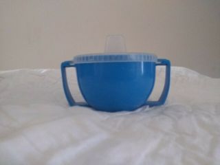 Vintage Blue Gerber Sippy Cup With Plastic Lid.