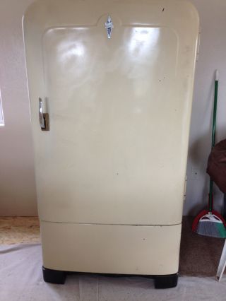 Servel Antique Lp/gas Refrigerator