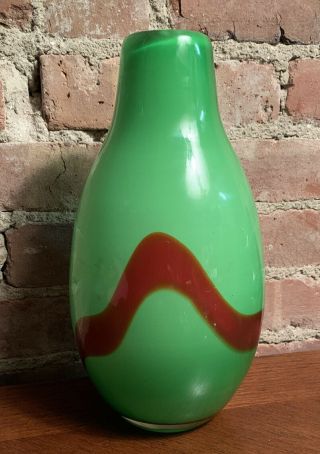 Vintage Art Deco Vase Vibrant Emerald Green Glass With Ruby Red Swirl 10.  5”