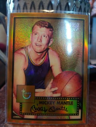 2006 Topps 52 Style Mickey Mantle Gold Refractor 4/25.  Rare Only.
