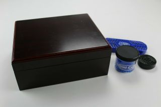 Humidor Wooden Cigar Box W/ Humidifier Humi - Care 10.  5 " X 8.  75 " X 4.  5 "