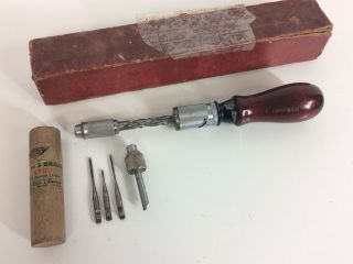 Vintage Millers Falls No.  29 Screw Driver W/ No.  6700 Chuck And 3 Drill Bits