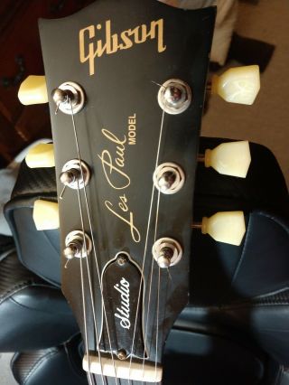 Gibson Les Paul Studio with Vintage Tuners 2012 3