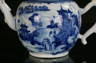 LARGE Antique Chinese Blue and White Porcelain Teapot and Lid Dragon Spout 18thC 3
