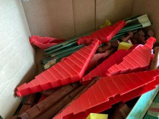 Large box of VINTAGE LINCOLN LOGS 2