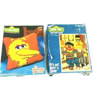 Vtg 70’s Sesame Street Set Of 2 Bert Ernie Big Bird Latch Hook Kits Pillow Rug
