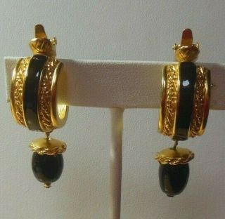 Vintage Trifari Tm Gold - Tone & Black Enamel Half Hoop Dangle Clip - On Earrings