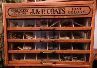 J.  &p.  Coats Display Case Embroidery Cottons Fast Colors Circa 1930 