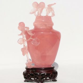 China Chinese Natural Rose Quartz Crystal Covered Vase Stone Carving Stand Case