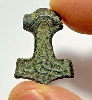 ANCIENT VIKING BRONZE AX PENDANT with head intaglio CIRCA 793–1066 AD 29mm 2