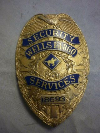 Vintage Wells Fargo Bank Security Services Badge Obsolete Rare 18693