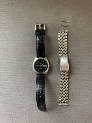 vintage men’s omega constellation chronometer quartz day date analog dress watch 2
