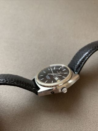 vintage men’s omega constellation chronometer quartz day date analog dress watch 4
